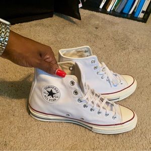 Converse Women 11.5/Men 9.5 *Like New*